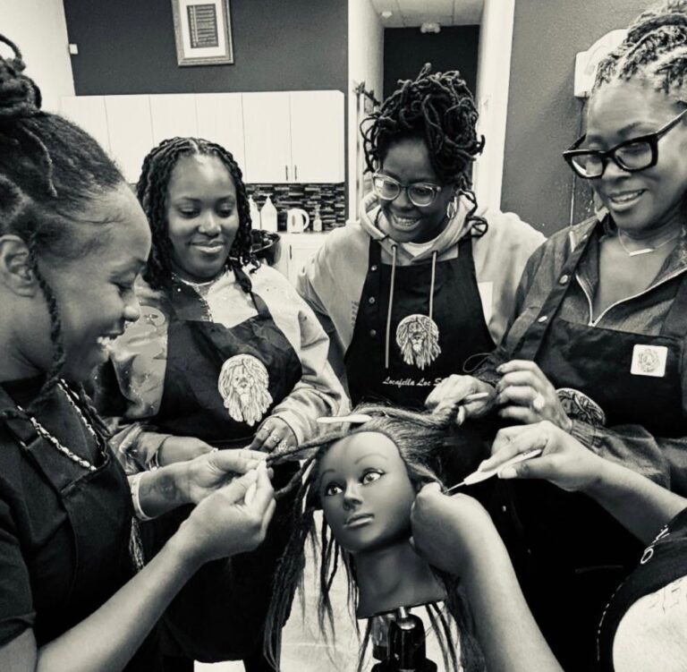 Loc Classes Best Locticians Near You In LA CA (Locafella Loc Studio)